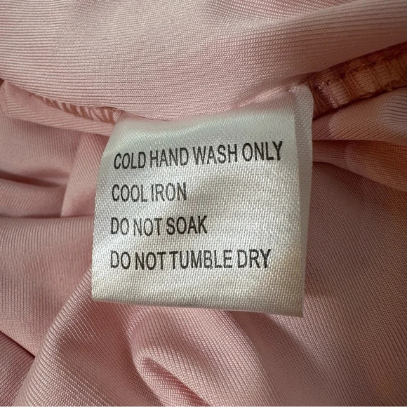 Hello Molly Favorite Things Dress Pink Medium Cutout Bodycon Ruched Fitted Party - Picture 10 of 11